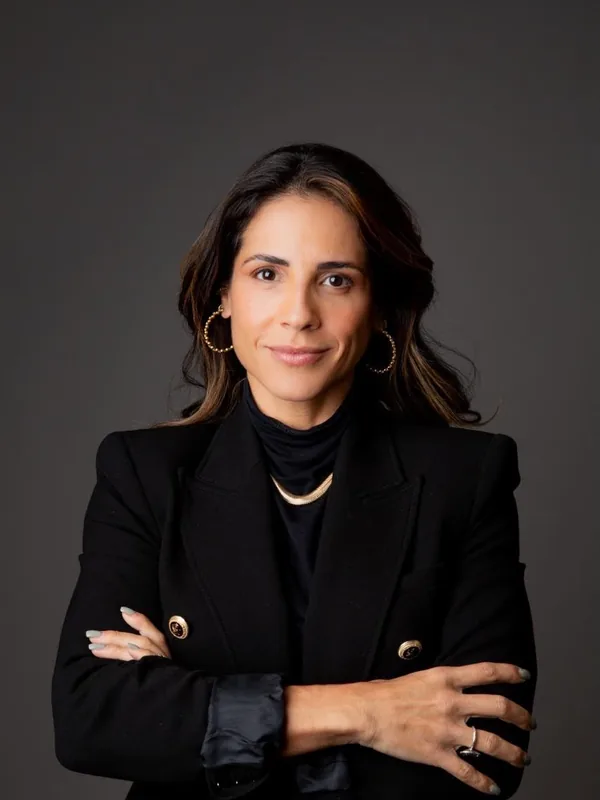 Isabelle Correa Rochebois Campello